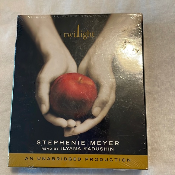 NIB Twilight Audio Book - Picture 1 of 2